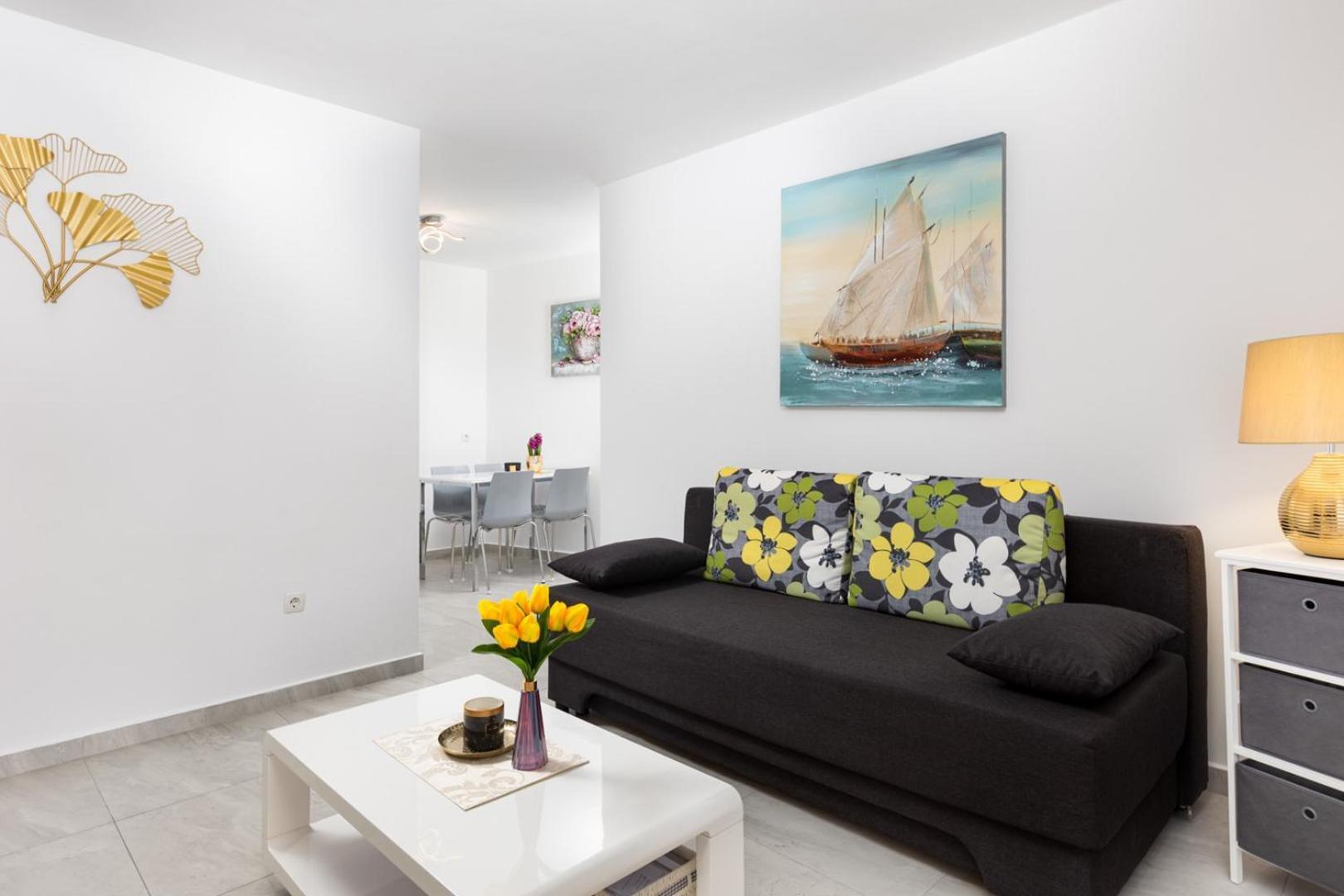 Apartments Tea Malinska Eksteriør billede